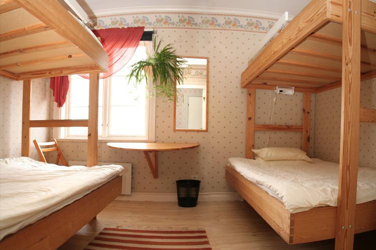 Gaestgivars Vandrarhem Och B&B Jarvso Ngoại thất bức ảnh