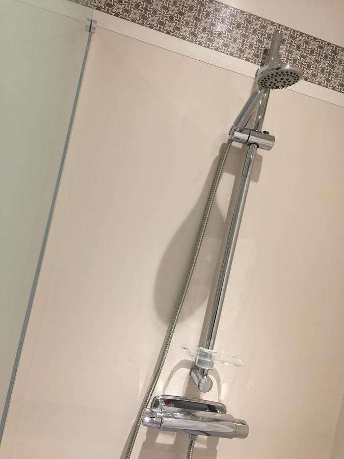 Gaestgivars Vandrarhem Och B&B Jarvso Ngoại thất bức ảnh
